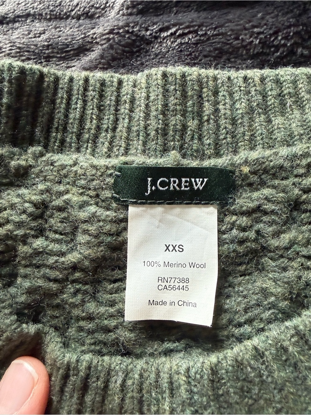 J. Crew Olive Green & Cream Cable Knit Crewneck Sweater 100% merino wool - Picture 2 of 6